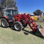 MUD54464_Massey Ferguson 3060 4WD Cab Tractor
