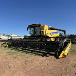 New Holland CR7.90, 2021 and 41ft Midwest Front